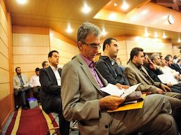احسنت به کلاه قرمزی! رضا رفیع