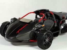 جشن تولد خاص برای ۲۰ سالگی خودرویی منحصربفرد 
 خودرو43