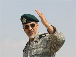 دریادار سیاری: نیروی دریایی با اقتدار در خلیج عدن حضور دارد امیر دریادار حبیب الله سیار