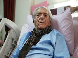 آقای بازیگر بروی تخت بیمارستان+عکس عزت الله انتظامی