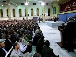 دیدار ۲هزار مداح با رهبر معظم انقلاب در سالروز ولادت حضرت زهرا(س) دیدار مداحان با رهبری