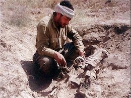 ماجرای آخرین تفحص سال ۹۳ و پیرزن عراقی که برای شهدا مادری میکرد تفحص شهدا