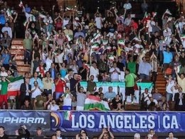 تمجید UWW از تماشاگران پرشور ایرانی  تماشاگران کشتی 43