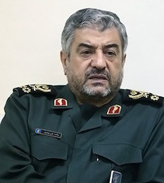 نگاه مسئولان بجای داخل به بیرون است/ برجام بستری شد برای نهادینه سازی تحریمها سرلشکر جعفری/2