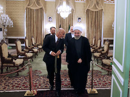 تاکید روحانی بر همکاری اطلاعاتی و عملیاتی ایران و افغانستان/ اشرف غنی: بدون همکاری منطقه ای، داعش مهارشدنی نیست روحانی و اشرف غنی