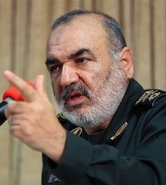 همه پایگاههای آمریکایی اطراف ایران در تیررس موشکهای سپاه است سردار سلامی/2