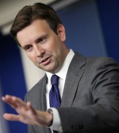 جاش ارنست: تحریمها بلافاصله پس از توافق با ایران لغو نخواهد شد/ جیسون رضاییان باید فورا آزاد شود
 جاش ارنست/2