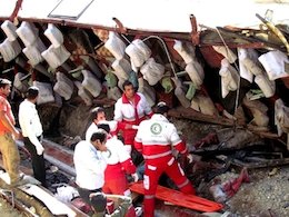 ۲۵ کشته در سقوط اتوبوس زائران عراقی در ایران واژگونی اتوبوس، تصادف