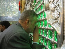 نماینده سازمان ملل در حرم امام علی(ع)+تصاویر نماینده سازمان ملل در حرم امام علی(ع)