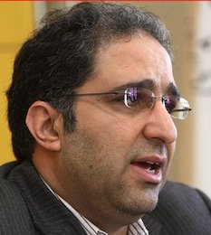 تنها حدود ۱۵ درصد از دانشجویان امکان استفاده از بن نمایشگاه را دارند شهرام نیا/2