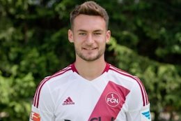 فوتبالیست مشهور آلمانی مسلمان شد+عکس دنی بلوم