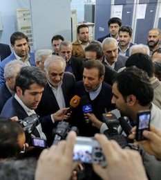 واکنش واعظی به کارت زرد مجلس/ نمایندگان می گفتند پهنای باند اینترنت نباید توسعه پیدا کند!
 واعظی/2