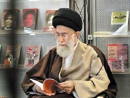 رهبر معظم انقلاب از نمایشگاه کتاب بازدید میکنند  رهبرانقلاب،کتابخوانی