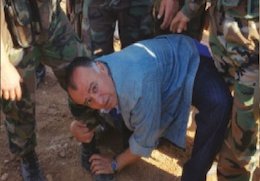 بوسه بر پوتین+عکس سرباز سوری