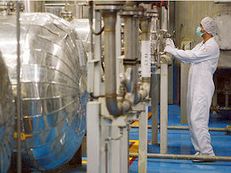 دانشمند هسته ای: هیچ دستاورد قابل توجه ای در بیانیه لوزان مشاهده نمی شود هسته ای