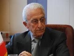 پرفسور سمیعی: ۱۱ سالگی عاشق شدم پرفسور سمیعی 43