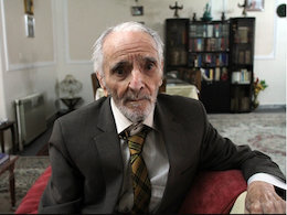 پیرترین بازمانده «توده»: از مارکسیست بودن پشیمانم انور خامهای