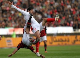 لیونل مسی هیچ، شما کریم باقری را مهار کن! /عکس کریم باقری