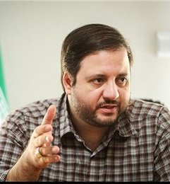 شارلاتانیسم رسانهای دانشگاه آزاد علیه بسیج دانشجویی/ رئیس دانشگاه آزاد را به مناظره دعوت میکنم ودود حیدری/2