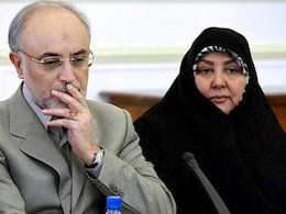 همسر صالحی: مردم دعا کنند صالحی و همسرش