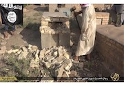 تخریب قبور توسط داعش