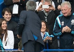 آقای خاص مدال قهرمانیاش را به چه کسی داد؟+تصویر  مورینیو