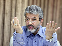 دولت باید از خانواده سه هزار دانشجوی بورسیه عذرخواهی کند/ افت تولید علم در دوسال گذشته دانشجو