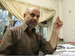 تيم اقتصادی دولت مسيری جز تعديل ساختاری نمی شناسد مومنی