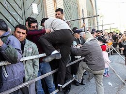 به نظر شما کارنامه عملکرد اقتصادی دولت، نمرات قابل قبولی می گیرد؟ سبدکالا/1