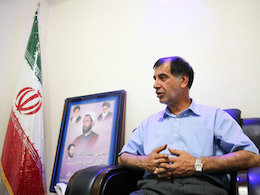 توصیه امام به رعایت مرزهای اخلاقی در انتخابات/ کسی بین دولتمردان نمیگوید قانون را قبول ندارم باهنر