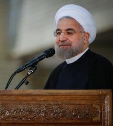 در حفظ منافع ملی صدای ما واحد است/ برخی کشورها پول نفت را تبدیل به سلاح کرده و علیه ملت یمن به کار میبرند روحانی/2