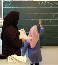 آموزش و پرورش نیروهای مازاد را بازخرید کند! / ساماندهی نیروهای مازاد باعث بهبود حقوق معلمان دیگر می شود فرهنگیان/2