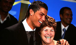 مادر رونالدو بازداشت شد! +عکس مادر رونالدو