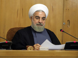 تحریمها مانع از رشد و توسعه ما نخواهد شد/ دولت در مبارزه با رکود و تورم موفق بود روحانی