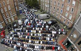 نماز در لندن
