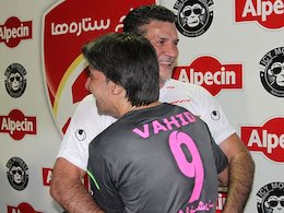 آقای گل فوتسال جهان در آغوش علی دایی/تصاویر شمسایی و دایی