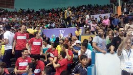 حضور بانوان در استادیوم آزادی /عکس زنان در ورزشگاه