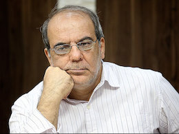 انتقاد عبدی از اصلاح طلبان: باید تكليف خود را با سال ۸۸ روشن کنید عبدی