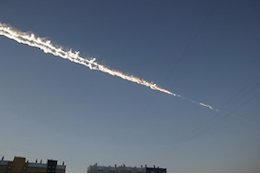 آخرین جزئیات برخورد شهابسنگ در استان قزوین؛ هلالاحمر قزوین در حالت آمادهباش شهابسنگ