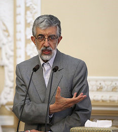 هیأتی از مجمع تشخیص به ریاست حدادعادل عازم پکن میشود حدادعادل//