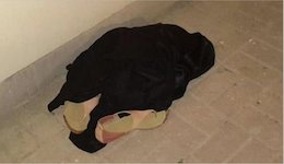 دستگیری جوانی با لباس زنانه+عکس دستگیری  با لباس زنانه