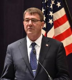 وزیر دفاع آمریکا: ابزار حمله به تأسیسات هستهای ایران را همچنان حفظ کردهایم اشتون کارتر//