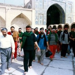 پرسپولیسی ها در حرم امام علی(ع)+تصاویر  پرسپولیسی ها در حرم امام علی(ع)