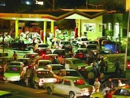 واردات بنزین فاقد یورو۴ از همسایگان شمالی  بنزین43