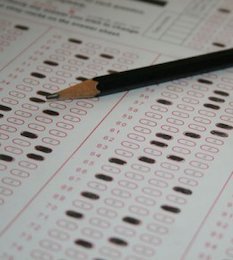 کمیسیونهای آموزش و بهداشت مجلس مأمور بررسی زمان مناسب برگزاری آزمونهای سراسری شدند
 کنکور//