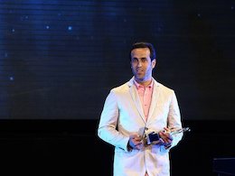 کریمی: خودم را با امثال عابدزاده و مهدویکیا قاطی نمیکنم  مراسم انتخاب بهترینهای لیگ چهاردهم فوتبال