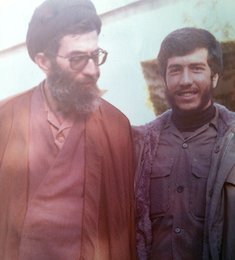 عکس دیده نشده از رهبری درجمع عشایر  محمد اخباری و رهبرانقلاب