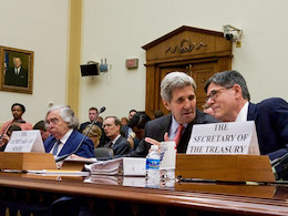 کری: ایران برای همیشه تحت محدودیت است/وزیر خزانهداری: آمریکا میتواند تحریمها را بازگرداند کمیته روابط خارجی