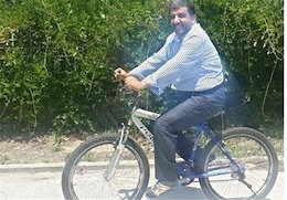 آشپزی ضرغامی در خارج از کشور!/ عکس دوچرخه سواری ضرغامی