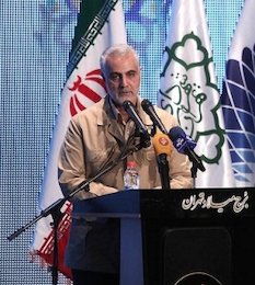 جامعه ای که روح ایثارگری در آن حاکم شود شکست نمی خورد سردار سلیمانی//